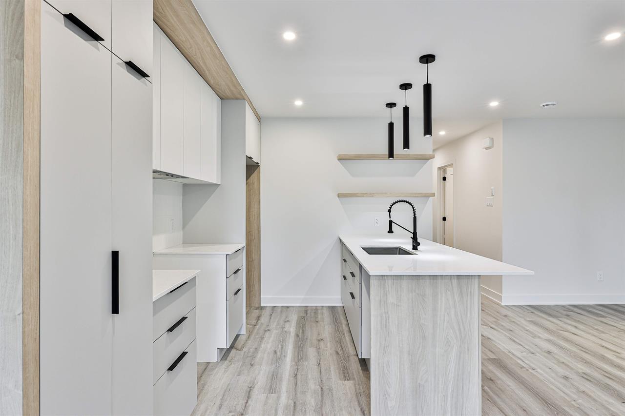 3 CH - 1 SDB - Sainte-Agathe-des-Monts - $1,800 /mo | 3297811