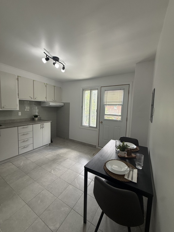 À Louer – Joli 3 ½ Meubles Inclus | 3298288