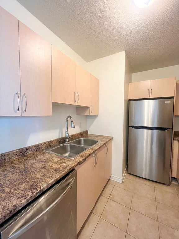 BROSSARD - 3 1/2 Dernier étage | 3298304