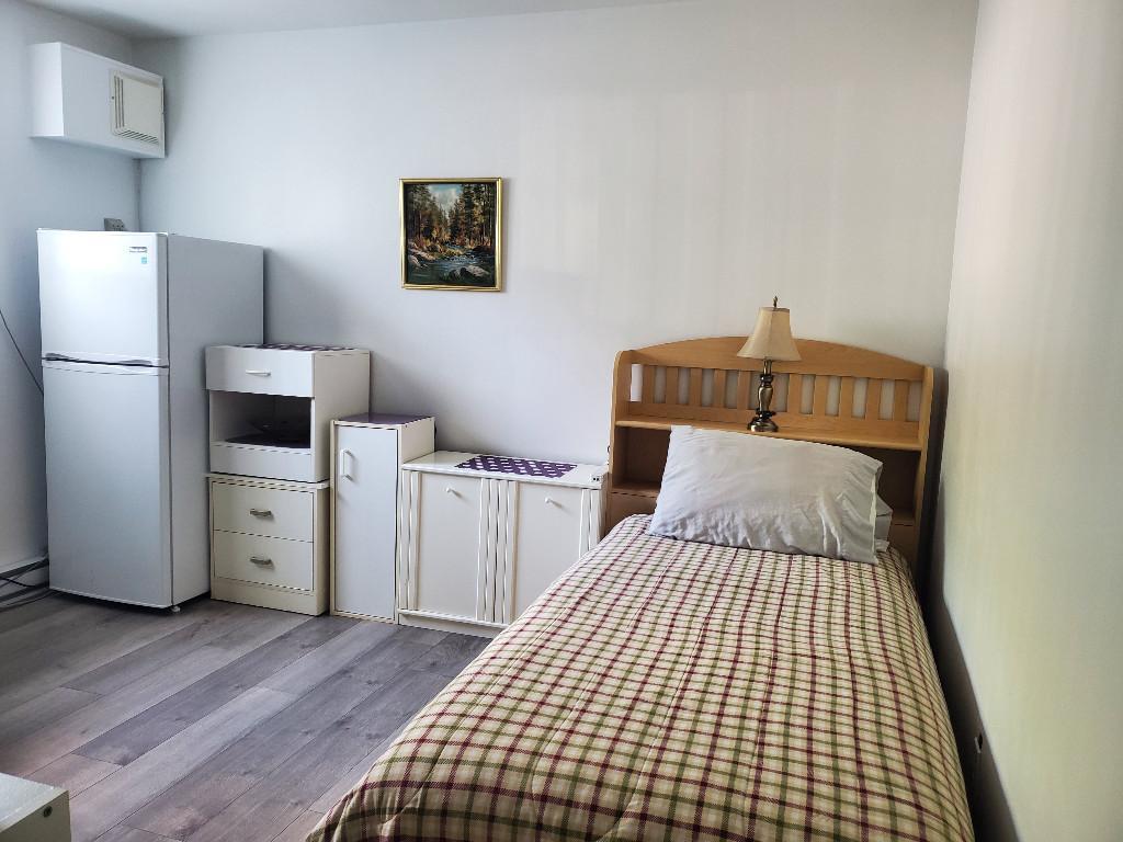 1 pièce et demie à louer | 3298333