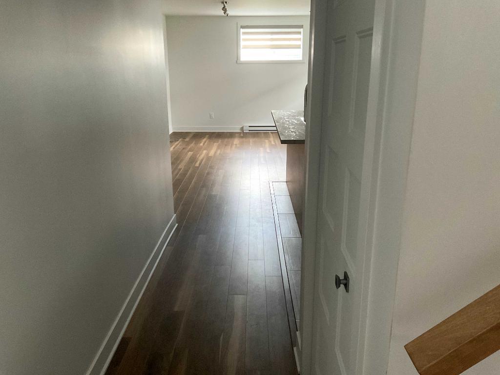 3½ tout inclus — Bas de duplex, entrée privée, stationnement, internet rapide — Saint-Jérôme — 1350$/mois | 3298359