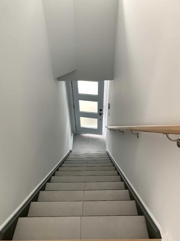 PREMIER MOIS GRATUIT 4 1/2 RUE ALEXANDRE LACHUTE | 3298360