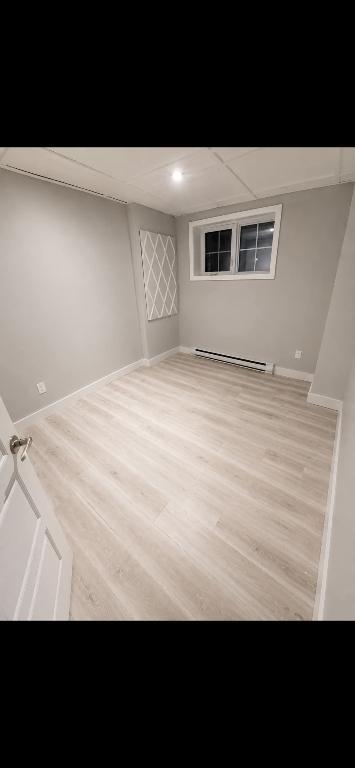 Logement 4 1/2 | 3298370