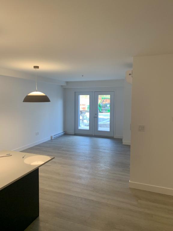 Magnifique 4 1/2 presque neuf à Lévis (Roc-Pointe, St-Nicolas), au 1er étage, Climatisé, Internet inclus | 3298390