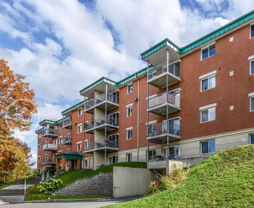 Grand 4 1/2 Sublime vue sur le fleuve | 3298392