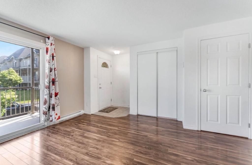 URGENT - Grand 4 et demi à louer - Disponible 1er Juillet | 3298393