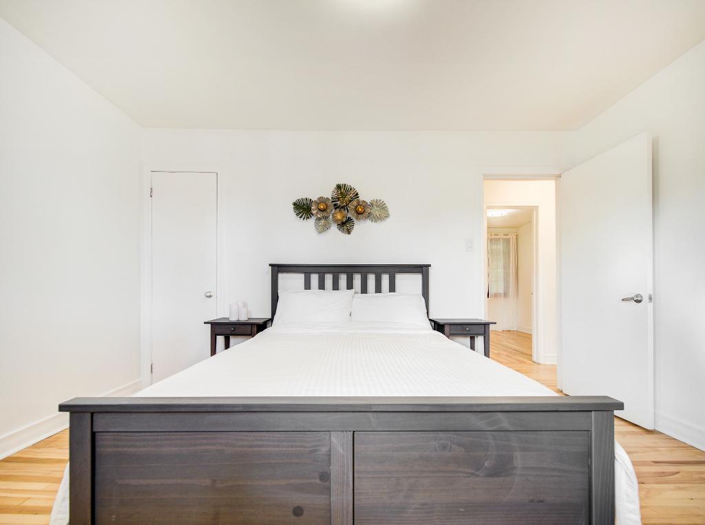 Haut d'un duplex (3 chambres) Ahuntsic | 3298411