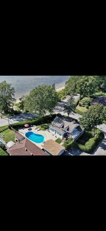 Logement paisible vue sur l'eau (location court, moyen ou long terme) | 3298416