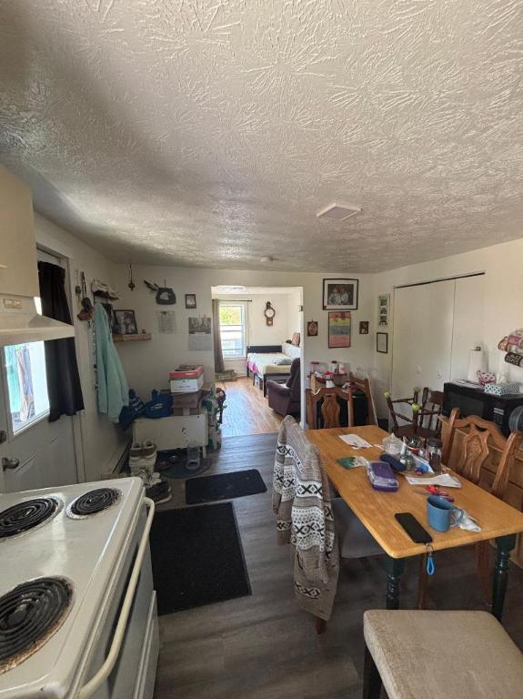 2 CH - 1 SDB - Windsor - $925 /mo | 3298717
