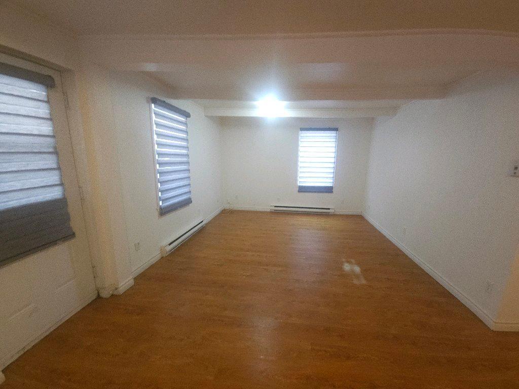 Maison 4 1/2 sur 2 étage | 3298718