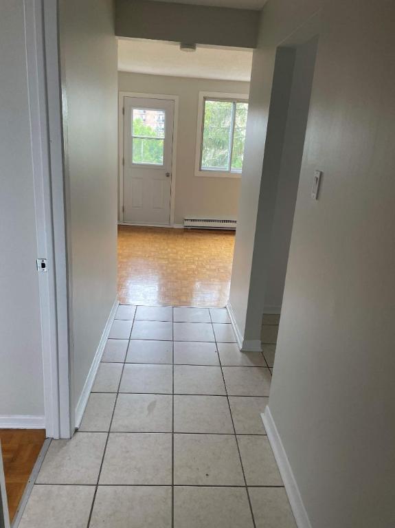1 CH - 1 SDB - Gatineau - $1,249 /mo | 3298776