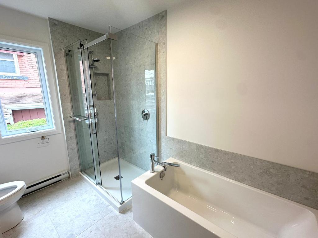 NOUVELLE CONSTRUCTION 2026 – Triplex 4½ MODERNES | 3299209