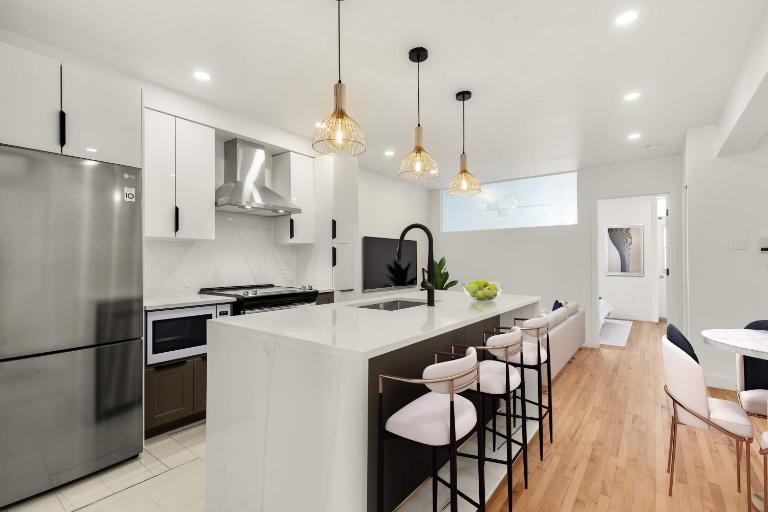 2 CH - 1 SDB - Montréal - $1,985 /mo | 3299317