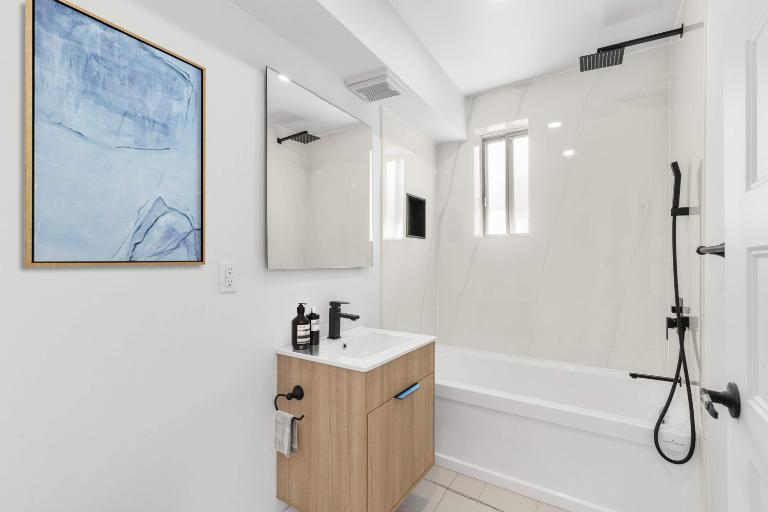 2 CH - 1 SDB - Montréal - $1,985 /mo | 3299317