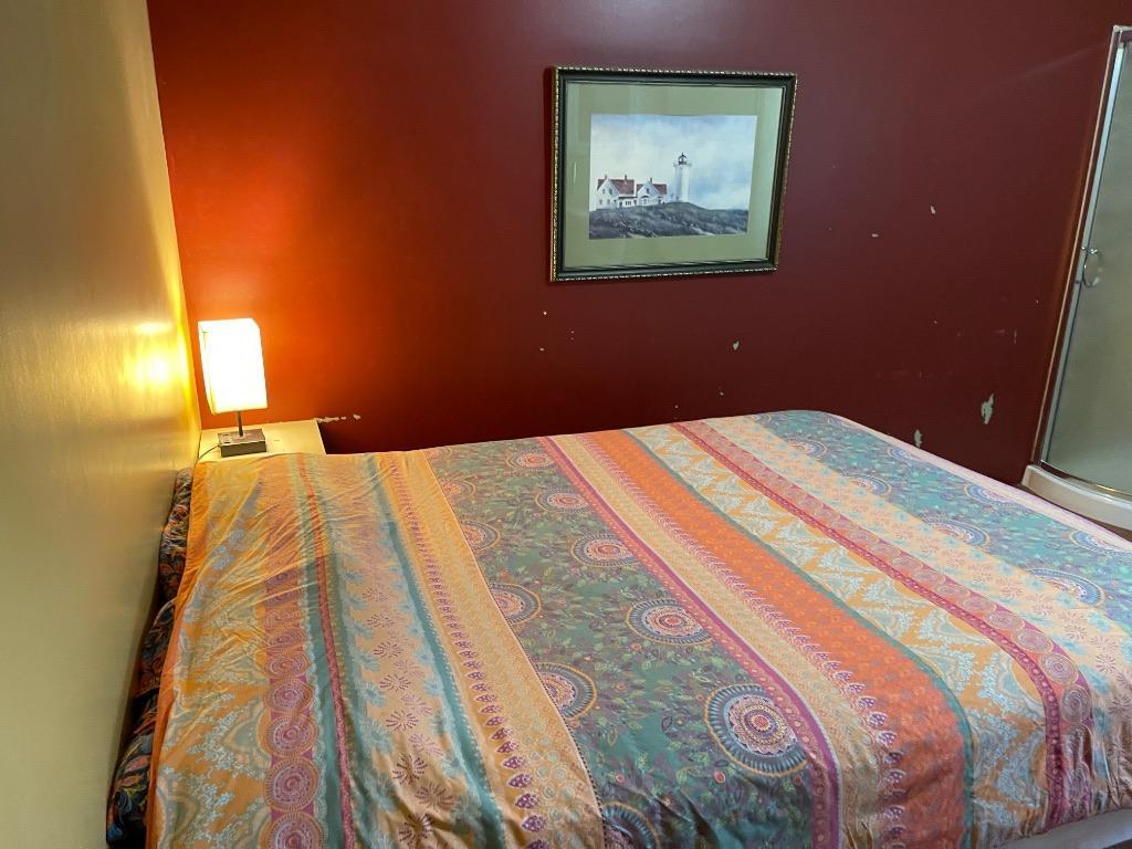 Chambre avec toilette et douche privée | 3300291