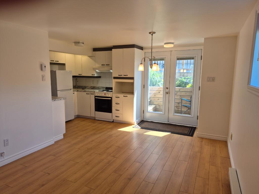 Appartement 3 1/2 à louer - Saint-Hubert | 3305233