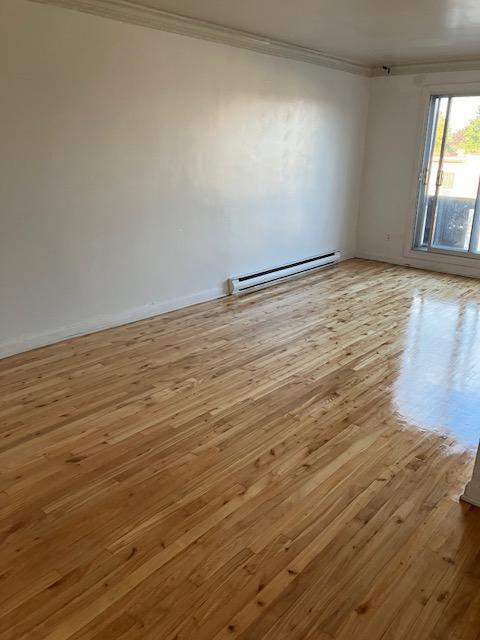 5 1/2 Alouer Saint Leonard | 3300339