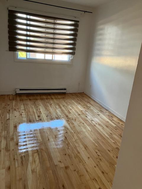 5 1/2 Alouer Saint Leonard | 3300339