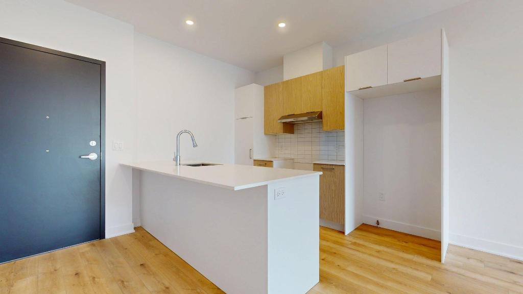 632 Notre-Dame | 3½ à louer | INTERNET | ASCENSEUR | STATIONNEMENT EXTÉRIEUR | EAU CHAUDE | OCCUPATION IMMÉDIATE | 3310523
