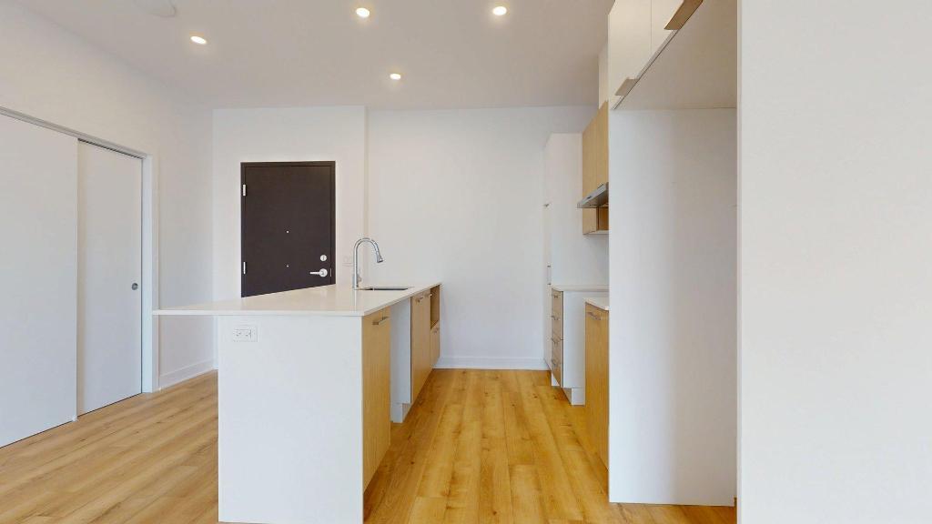 632 Notre-Dame | 3½ à louer | INTERNET | ASCENSEUR | STATIONNEMENT EXTÉRIEUR | EAU CHAUDE | OCCUPATION IMMÉDIATE | 3310523