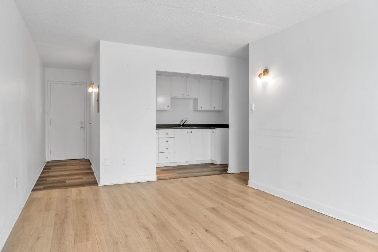 2 CH - 1 SDB - Québec - $1,249 /mo | 3306237