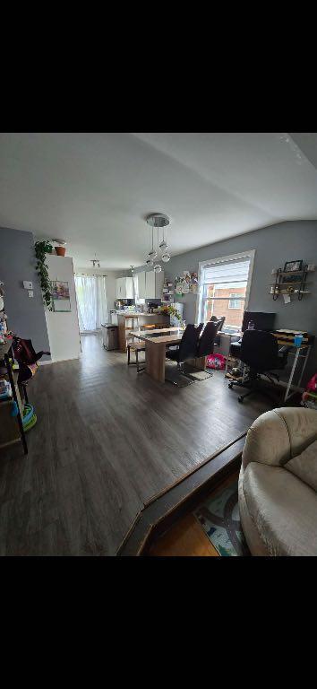 Grand logement 5 1/2 à louer à Ste-Thérèse | 3301679