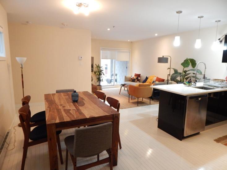 Magnifique condo meublé de 2 chambres au cœur du Plateau | 3301715