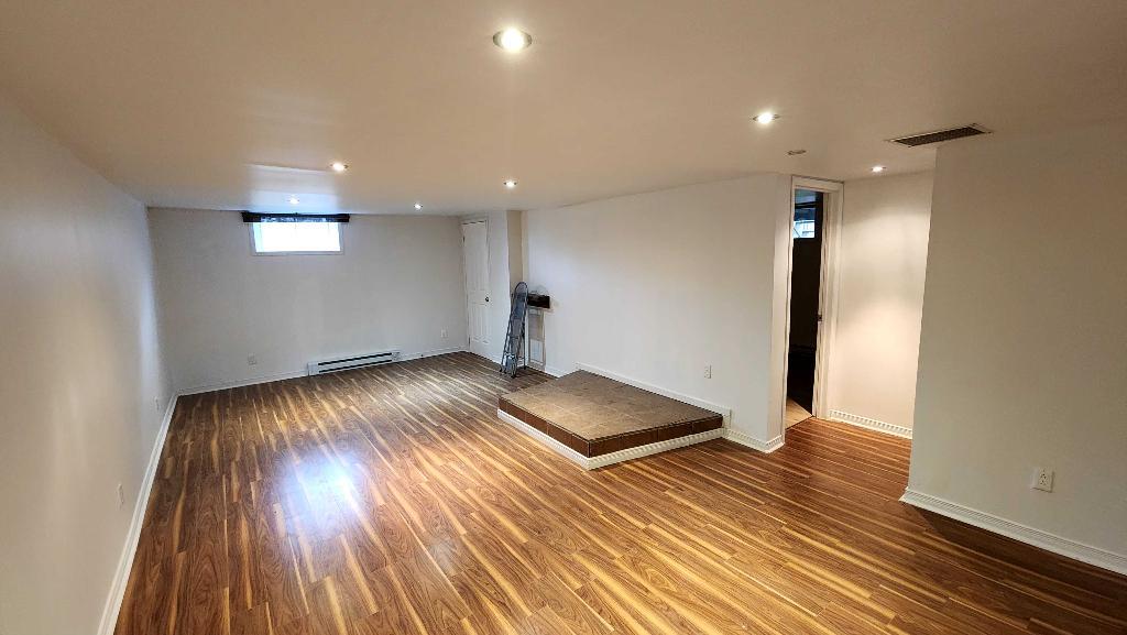 Grande maison complète à louer – 4 chambres, 2 salles de bain, terrain privé Salaberry-de-Valleyfield | 3301717