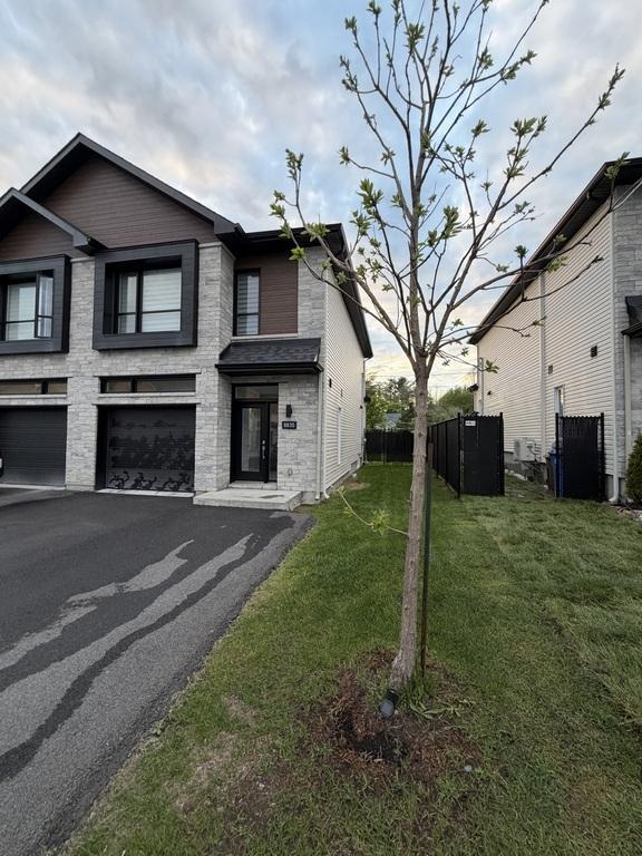 MAISON DE VILLE LUXE NEUVE À LOUER-MIRABEL ST-CANUT | 3302917