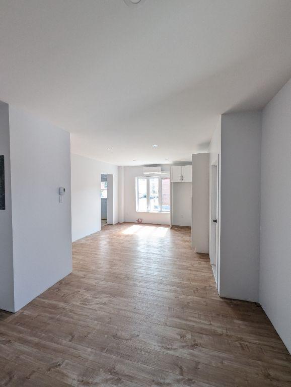 Beau 4 1/2 entièrement rénové | 3303003