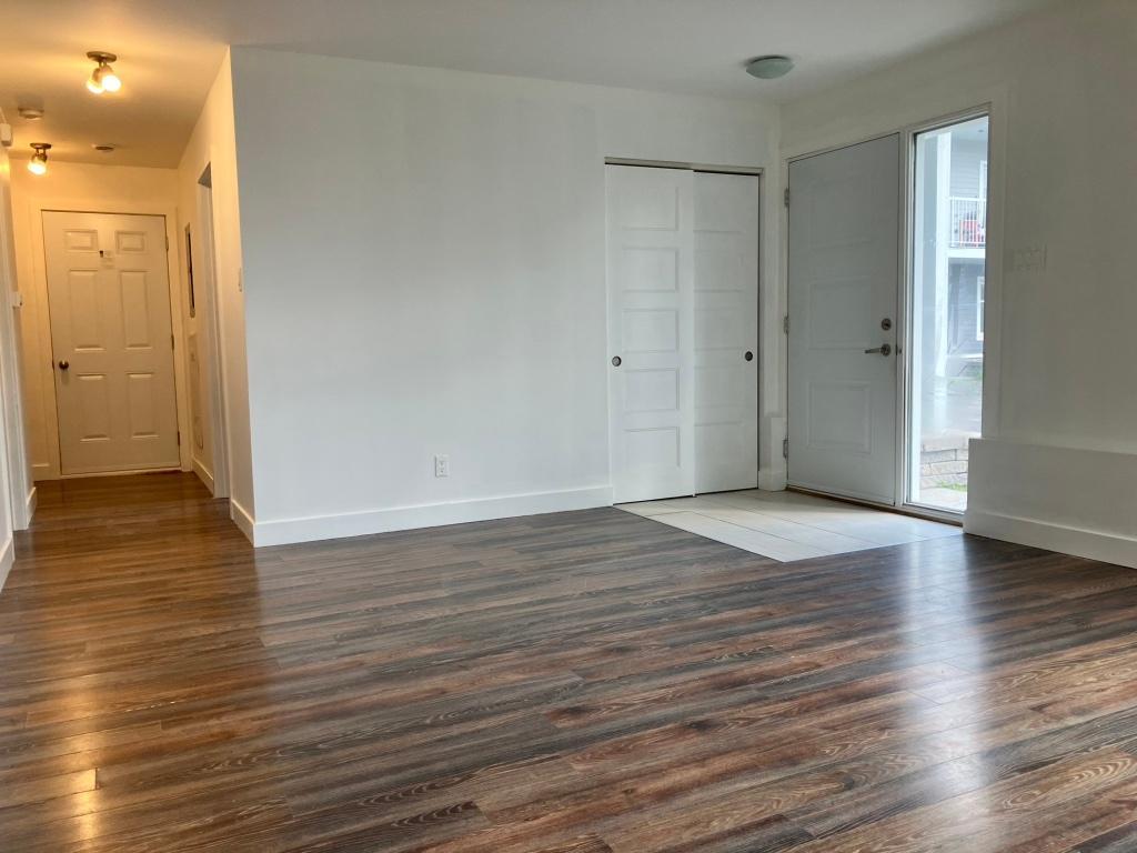 Très beau logement 4 1/2 à Lévis avec garage | 3303007