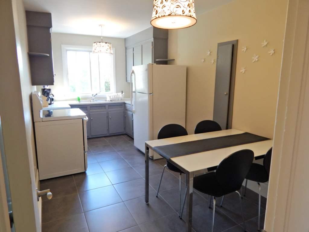 Logement 4 1/2 à louer meublé - face métro VIAU / Hochelaga | 3303011