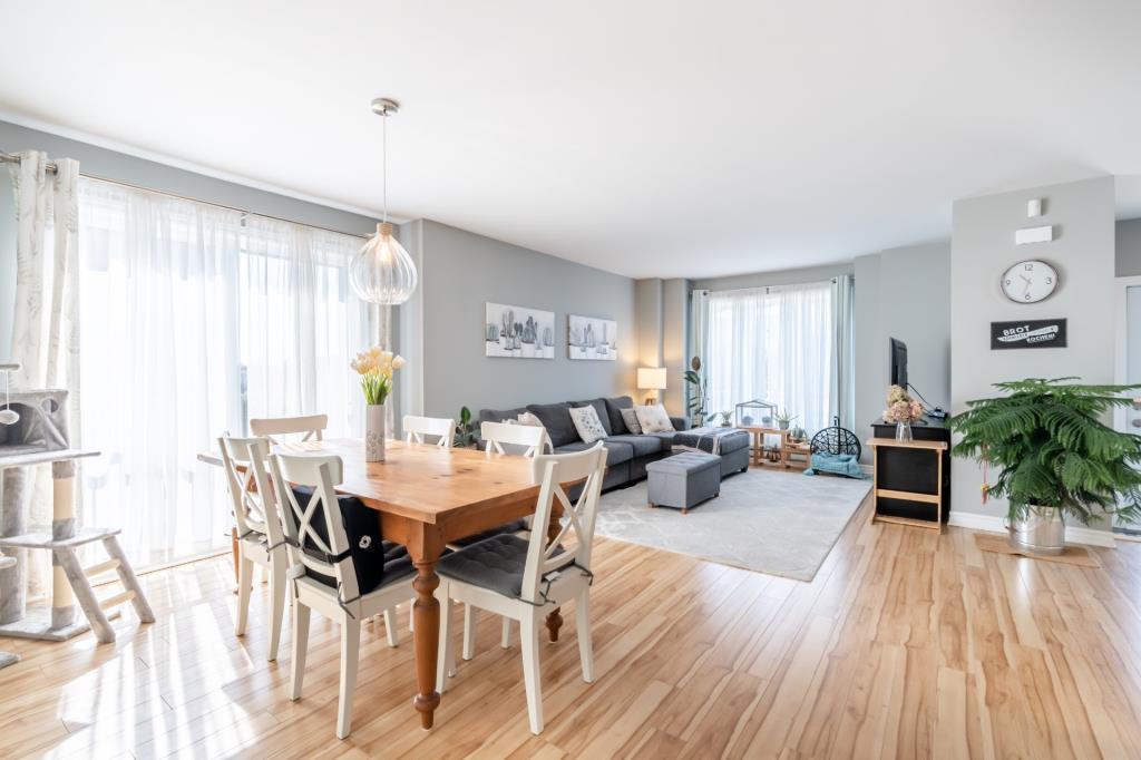 Condo 4 1/2 meublé clé en main!! 2 Statts 2-Bedroom | 3303173