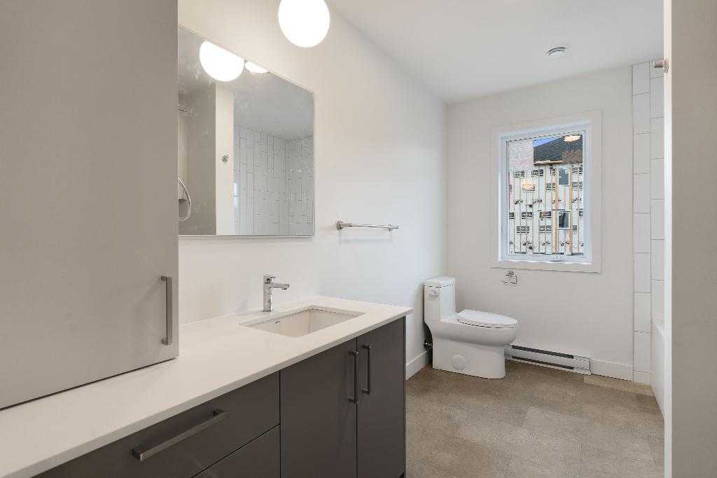 Appartement 4 1/2 East-Angus | 3303231