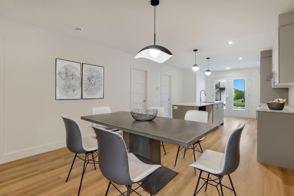 Appartement 5 1/2 East-Angus | 3303232