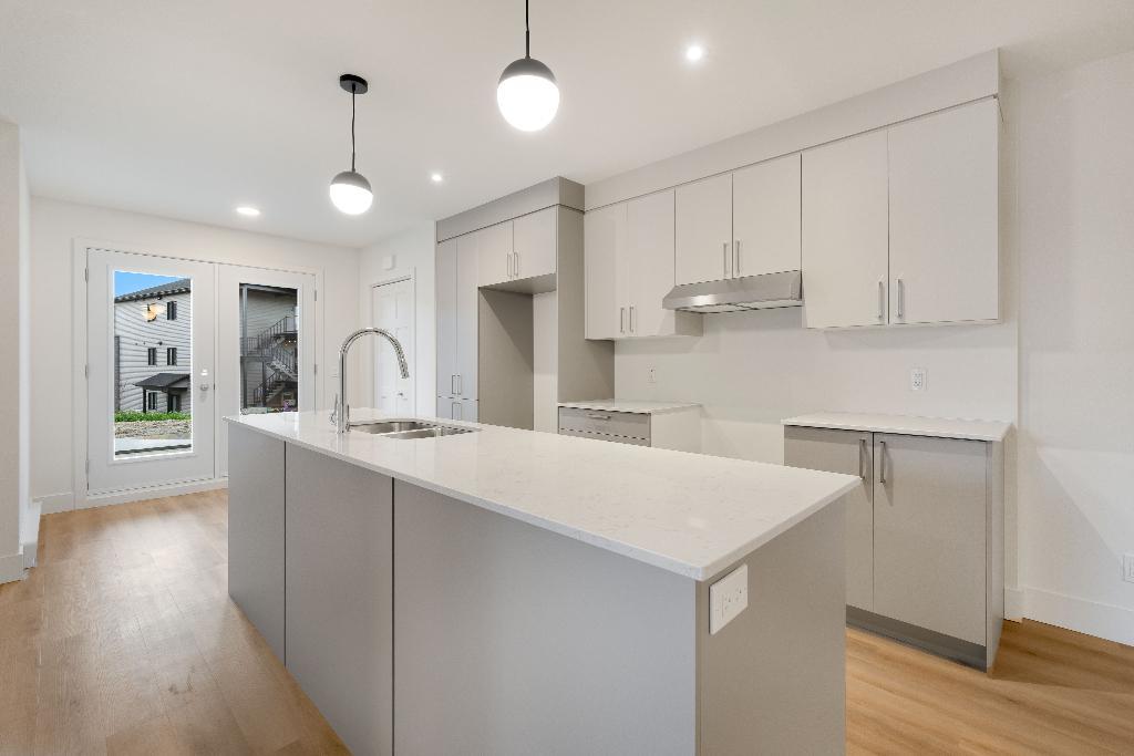 Appartement 5 1/2 East-Angus | 3303232