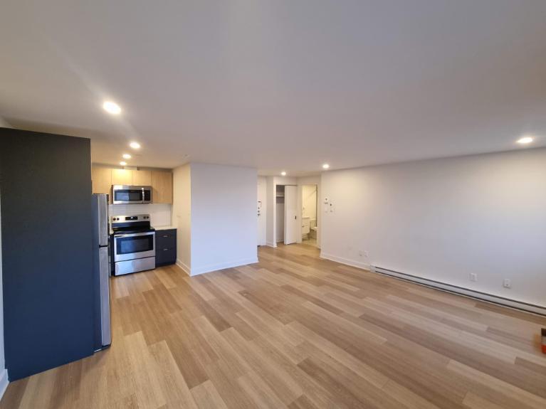 Studio - Côte Saint-Luc - $1,399 /mo | 3303266