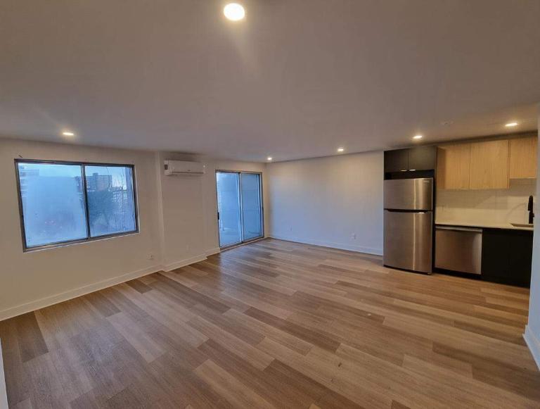 Studio - Côte Saint-Luc - $1,399 /mo | 3303266