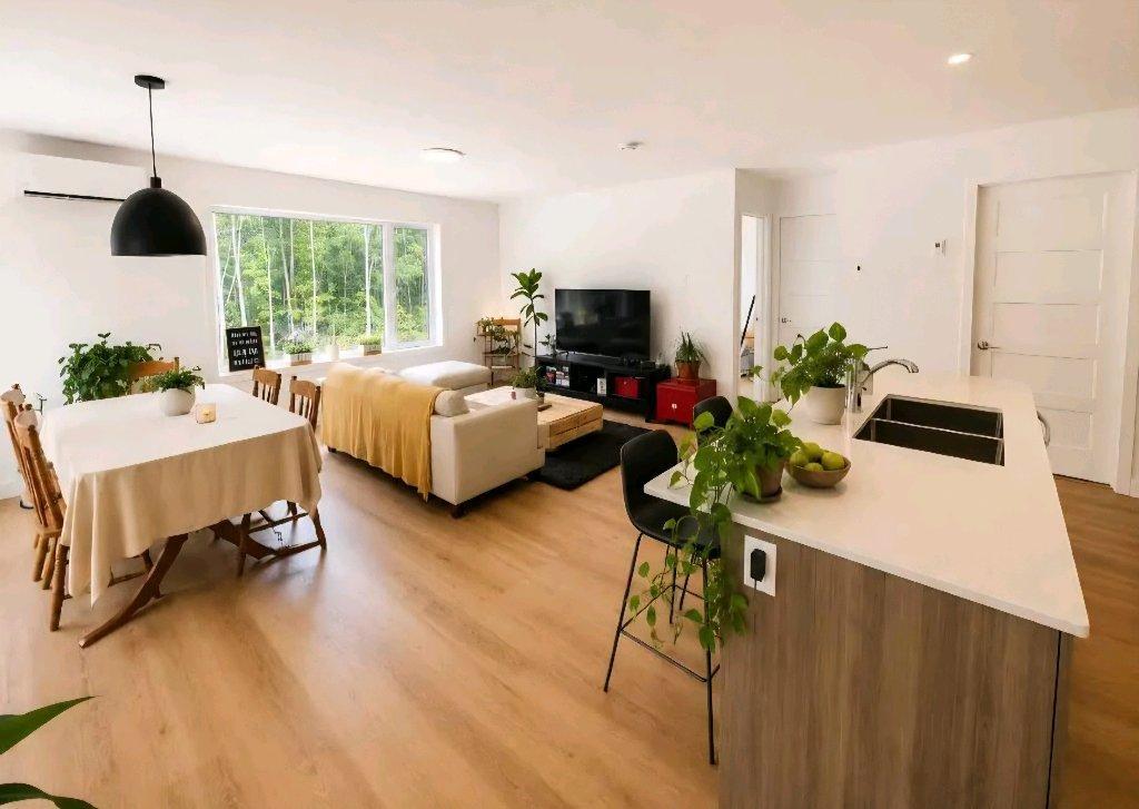 Appartement à louer à Rawdon | 3303317