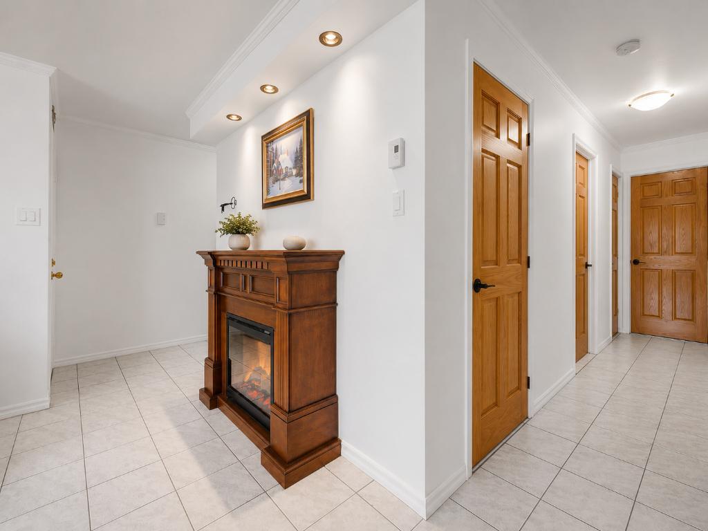 Grand 5 ½ TOUT RÉNOVÉ & TOUT ÉQUIPÉ – Chomedey, Laval | 3303429
