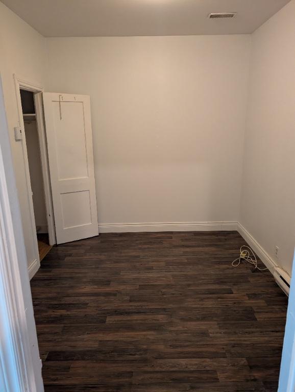 GRAND 6-1/2 A LOUER SPACIEUX ET LUMINEUX A SHAWINIGAN DISPONIBLE MAINTENANT CONTACTEZ-NOUS AU 514-377-7407 | 3308337