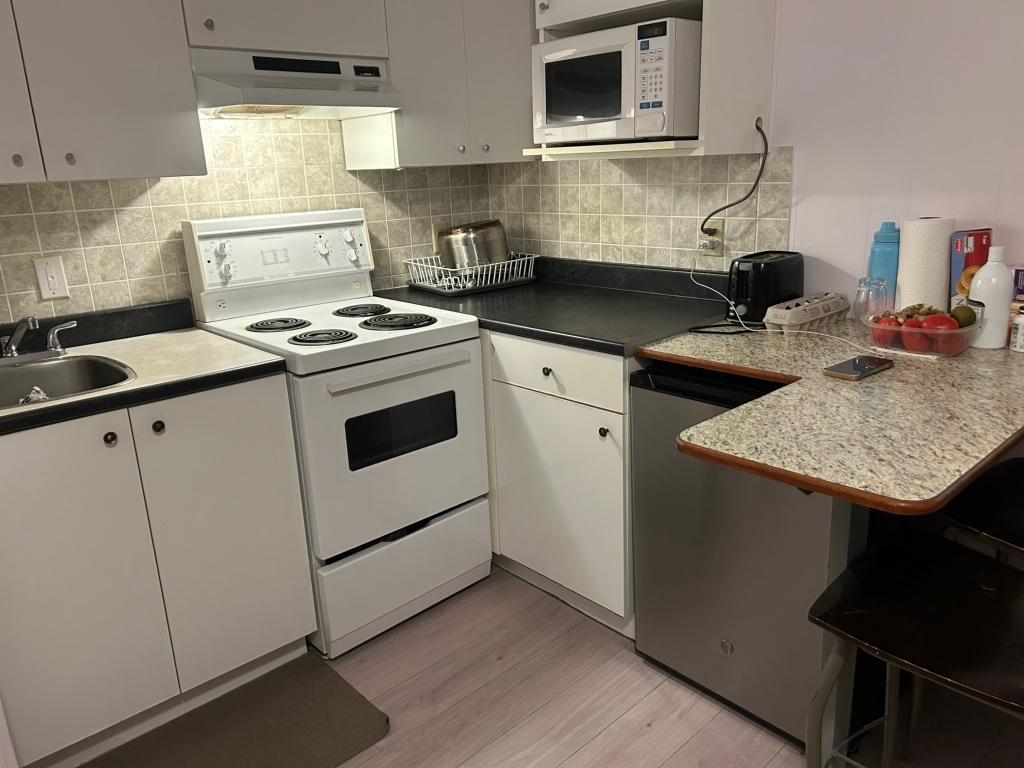 31/2 logement, très propre silencieux, climatisé tout compris. | 3308338