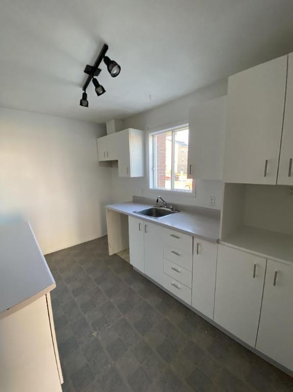 2 CH - 1 SDB - Granby - $1,299 /mo | 3303498