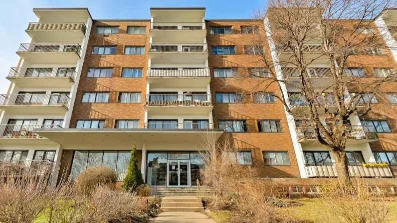 CESSION DE BAIL/ LEASE TRANSFER : 4 1/2 à 10 minutes en bus de la station Henri-Bourrassa *1199$ rabais de 200$ jusqu'en Février 2027* | 3303509