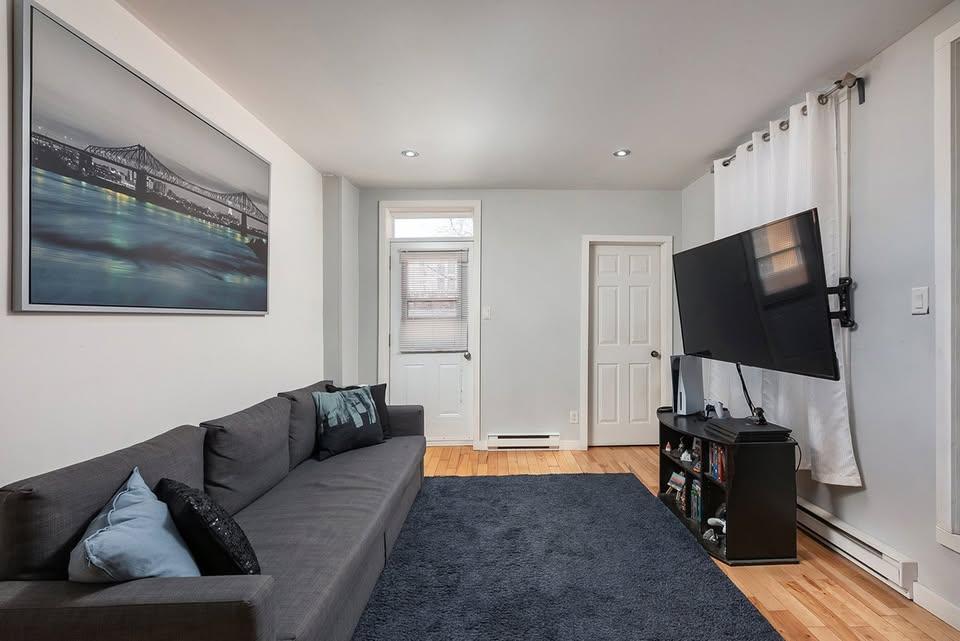 Montréal 4 1/2 Appartement à Louer (CESSION DE BAIL) | 3308381