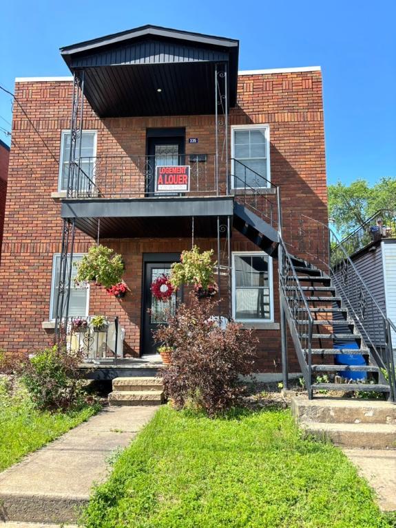 5 1/2 au centre-ville de St-Jerôme | 3305177