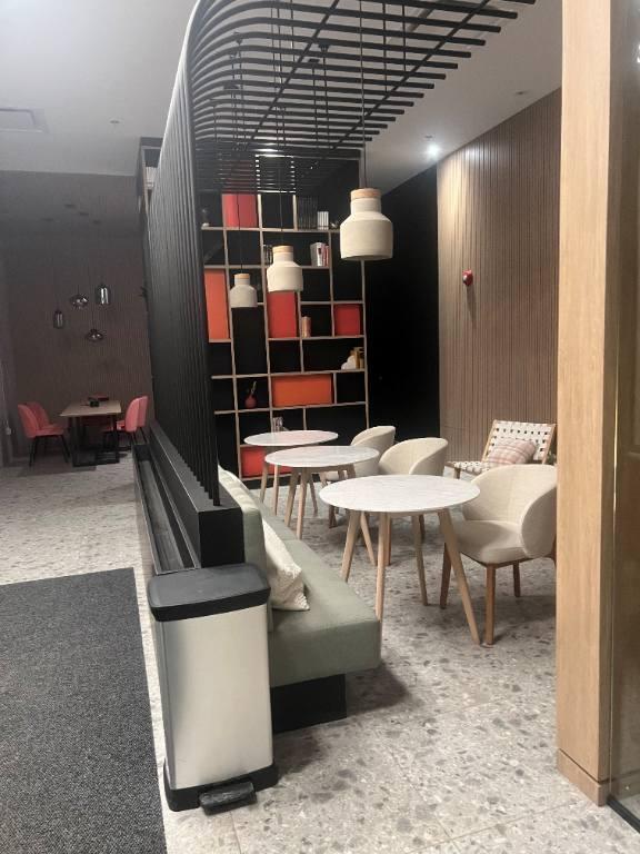 Superb condo 4 1/2 in new building | 3308402