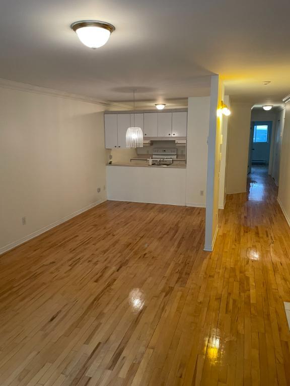 4 1/2 au coeur du plateau - metro laurier | 3303583