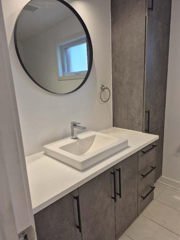 Très beau 5 ½ à louer, 1782 Ste-Hélène, Longueuil. Voisinage paisible. 2 050 $/mois. | 3308407