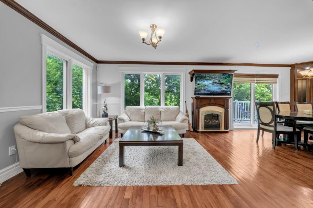 MAISON DE PRESTIGE BORD DE L'EAU - AVEC GARAGE | 3303594